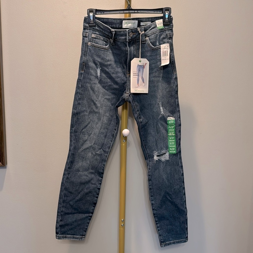 reGeneration by Pink mid rise denim ankle skinny Jeans NWT 5/27